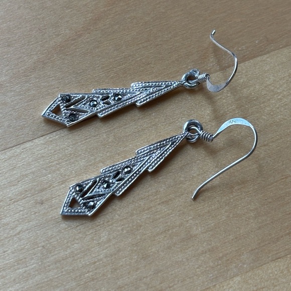 Vintage Art Deco-Inspired Artisan 925 Silver Marcasite Earrings - Picture 4 of 10